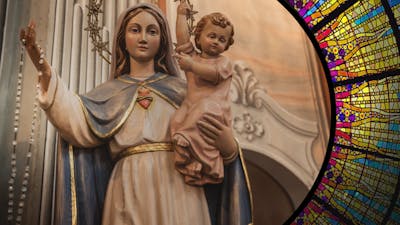 La prêtresse et l'enfant étoile