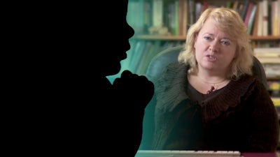 Professor Hannah Dahlen