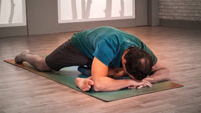 Yield to Overcome: A Taoist Approach to Yin Yoga