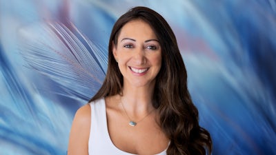 Guest Interview: Lauren Vaknine