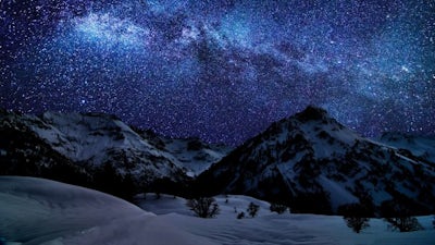Vuélvete como un cielo estrellado sin nubes