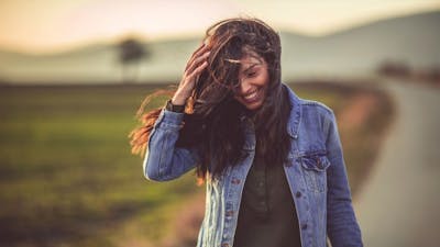 Sonia Barrett on The Holographic Canvas