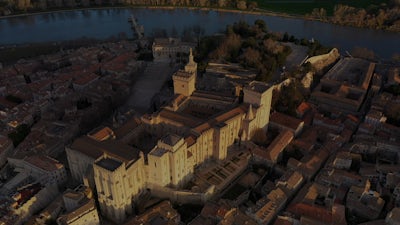 Le secret des papes d’Avignon - Avec André Douzet