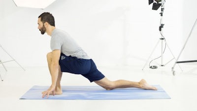 ¡Piernas ligeras! Posturas de yoga para estirar el tren inferior