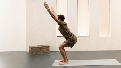 Tag 1: Kraftvoller Flow für Starke Beine