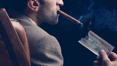 La mafia del dinero, con Paul Hellyer