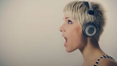 The Alchemy of Voice with Stewart Pearce