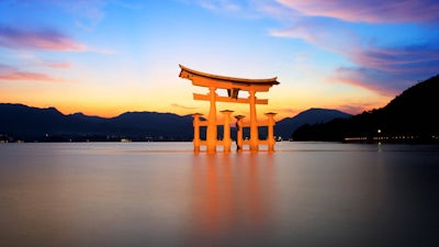 Rhythms of the Tao (Lydia Wong)