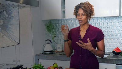 How to Eat like You Love Yourself