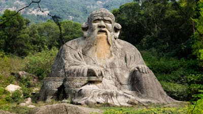 China: Aufgestiegene Meister & unvollendete Megalithen