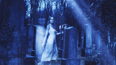 Helping the Dead Move On with Marla Frees