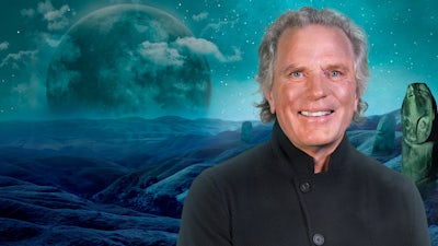 The Lion People and the Lion’s Gate