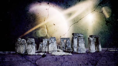 Hyperdimensional Geometry of Stonehenge