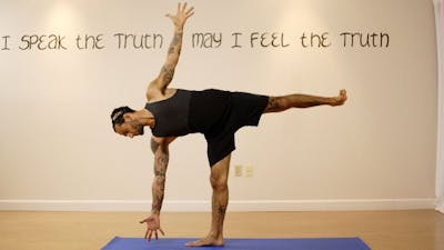 Power yoga para piernas y abdomen