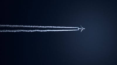 G. Edward Griffin on Chemtrails
