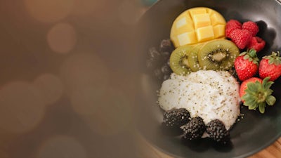 2-Ingredient Homemade Coconut Yogurt