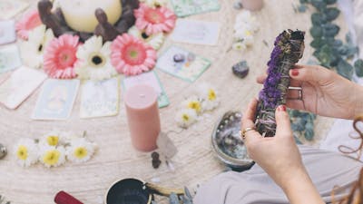 Crea tu altar