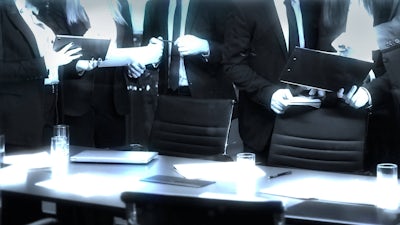 Senators Unhappy with UFO Report, Demand More Disclosure