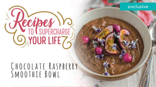 Chocolate and Raspberry Smoothie Bowl