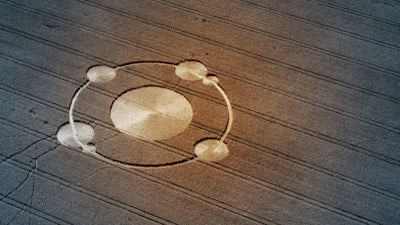 UFO Phenomenon and Crop Cirlces