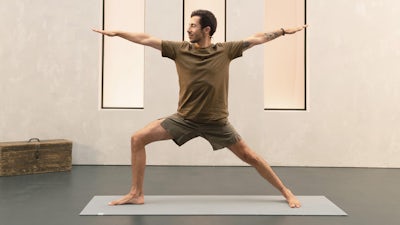 Tag 2: Dynamisch in Armen & Schultern