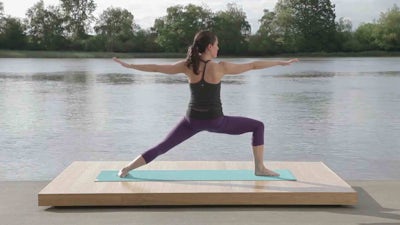 Séance de power yoga vinyasa pour les personnalités de type A