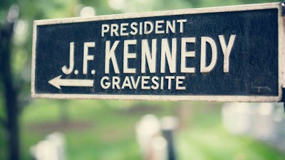 Los trabajos de G. Edward Griffin